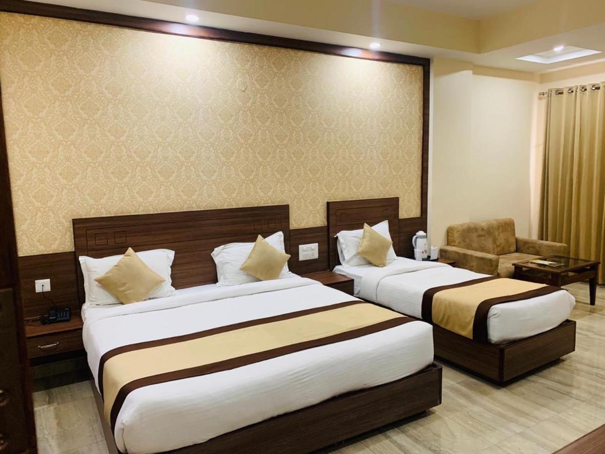 Hotel The Vaishno Devi Hills Катра Экстерьер фото