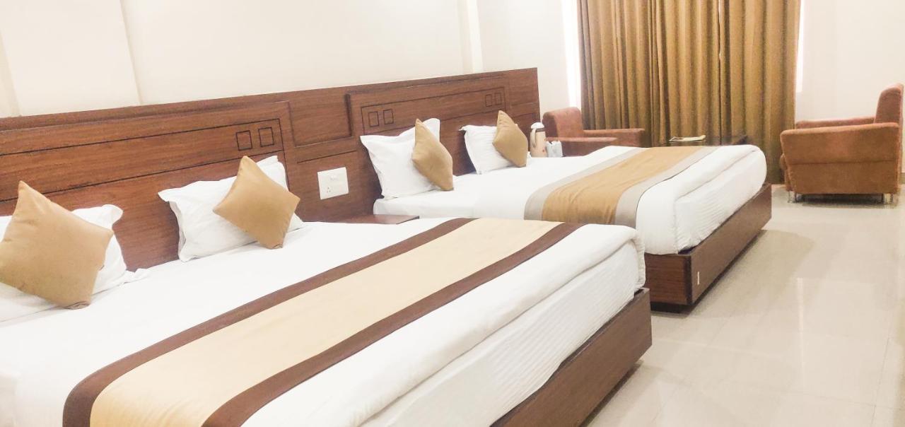Hotel The Vaishno Devi Hills Катра Экстерьер фото