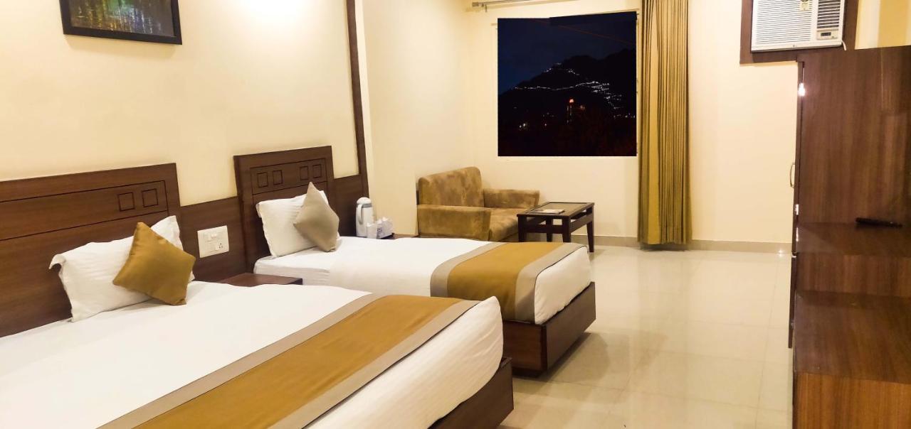 Hotel The Vaishno Devi Hills Катра Экстерьер фото