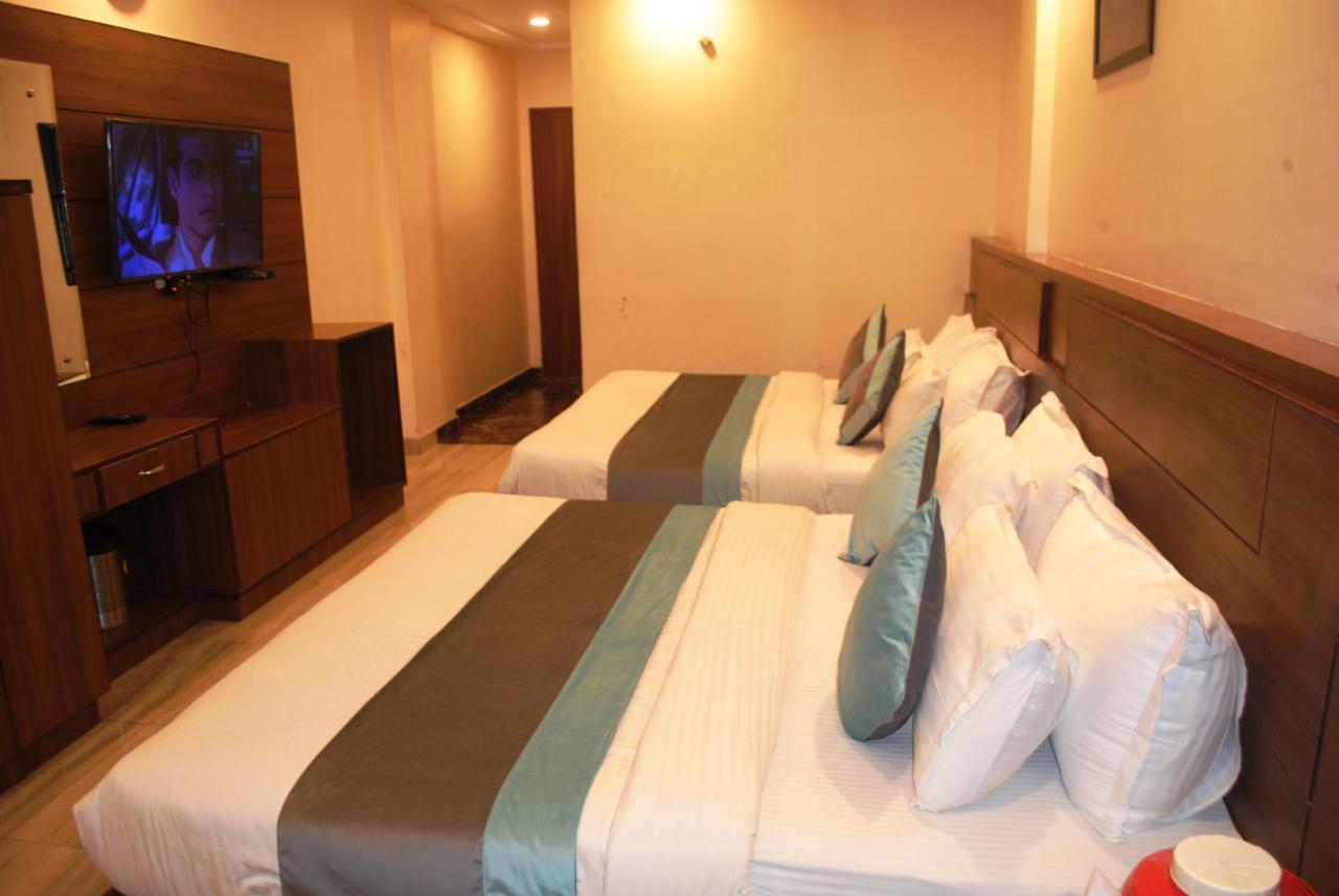 Hotel The Vaishno Devi Hills Катра Экстерьер фото