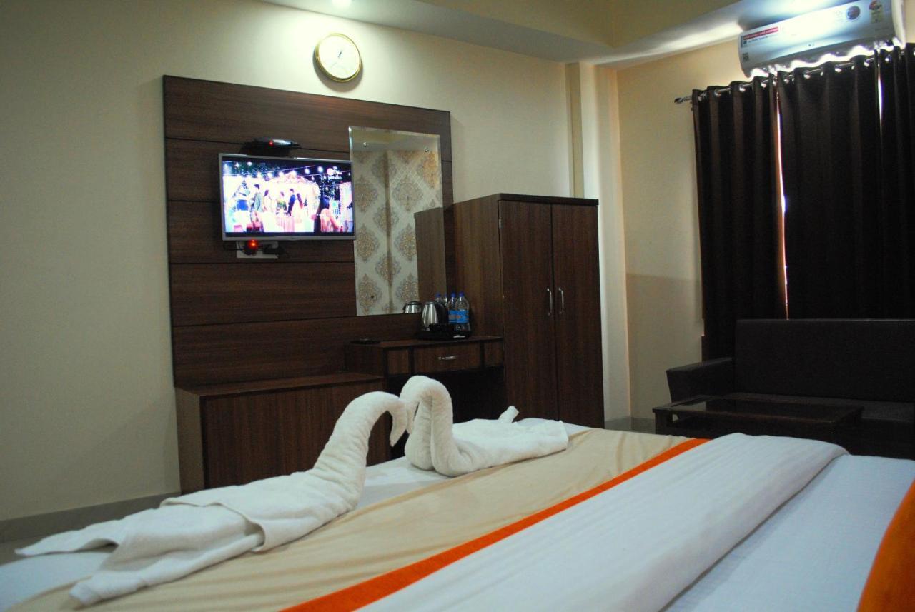 Hotel The Vaishno Devi Hills Катра Экстерьер фото
